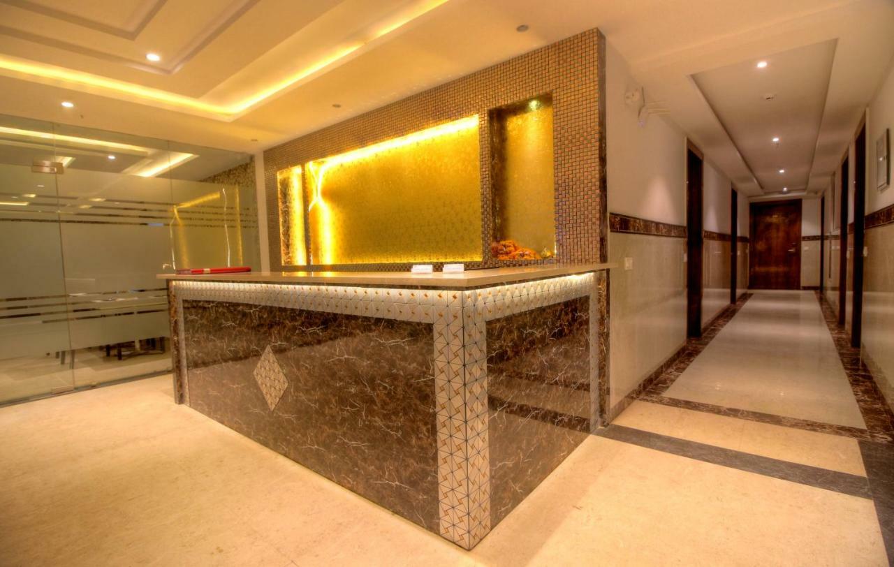 Hotel The Vegas Delhi Airport- A Boutique Hotel นิวเดลี ภายนอก รูปภาพ